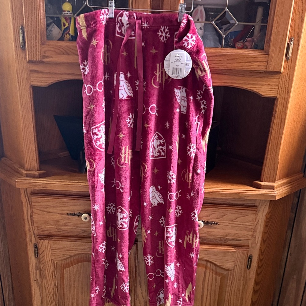 Kohl's ladies/ teen Pajama Bottoms  harry potter XL brand new with tags